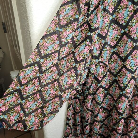 LC Lauren Conrad Plus Size Three Quarter Sleeve Flowy Top 4x - Picture 5 of 8